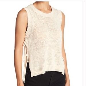 Cupcakes And Cashmere Sleeveless knit top